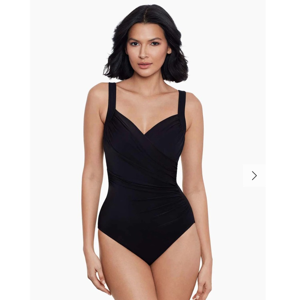NWOT Miraclesuit Sanibel Slimming One Piece Swimsuit 10 DD Solid Black $184